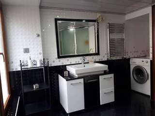 Апартаменты Apartment in the Centre 01 Баку Апартаменты с 3 спальнями-27